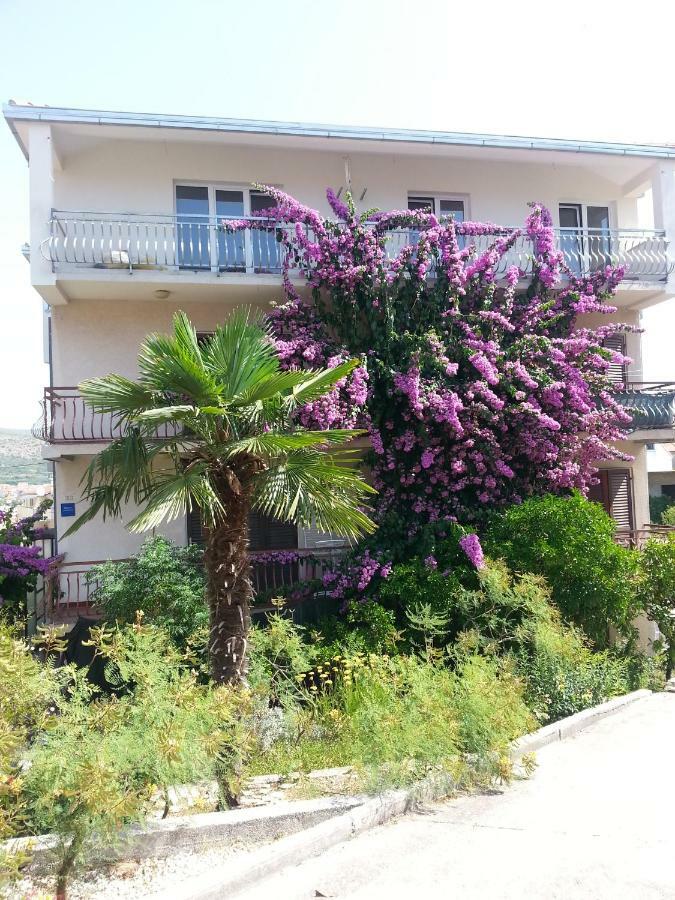 Mravak Apartments Trogir Eksteriør bilde